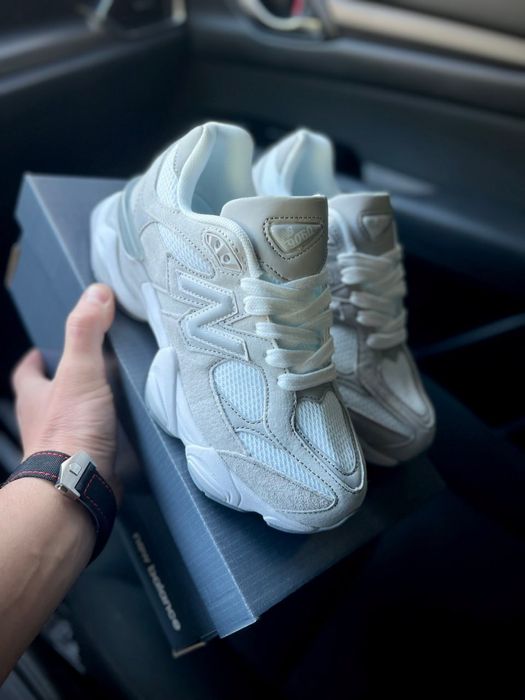 Жіночі кросівки New Balance 9060 Grey