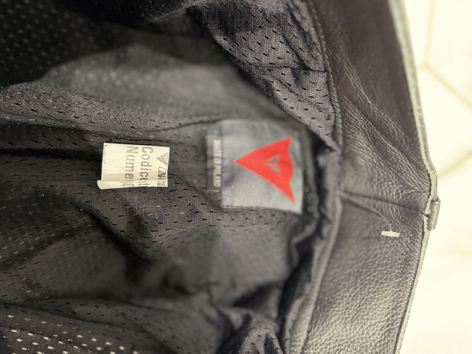 Dainese шкіряні мото штани нові , розмір М
