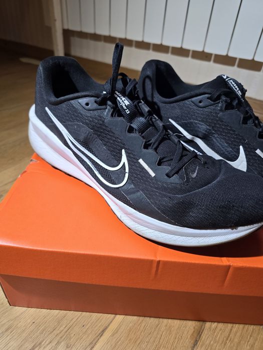 Кросівки чоловічі 49.5