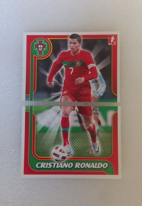 2 cromos Portugal de ouro 2011 (n°122 e n°123)