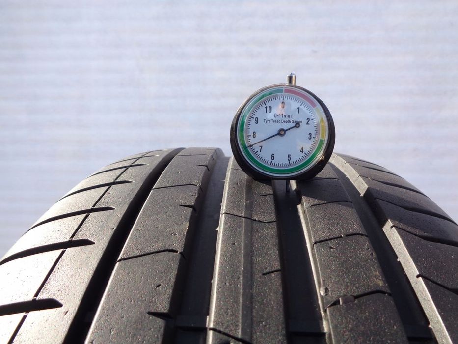 Opony Letnie 235/50/19 Pirelli P Zero 235/50r19/2023r bieżnik: 7 -7,5m