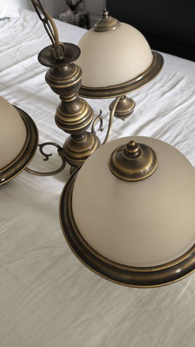 Lustre antigo em bronze