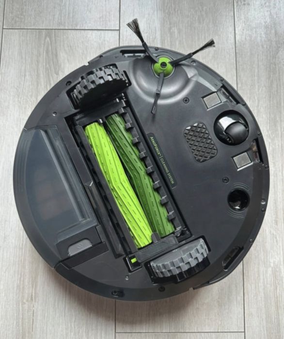 Odkurzacz robot sprzątający iRobot i5 nowy