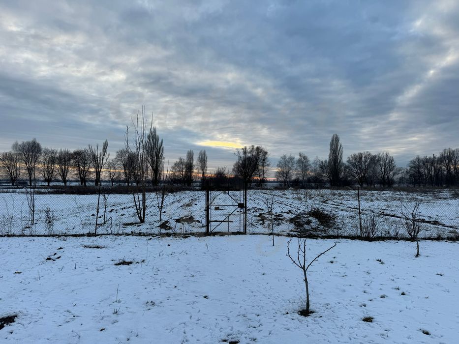 Продам Фасадну ділянку 18 соток ,с.Глибоке, траса - фасад, ГЛИБОКЕ