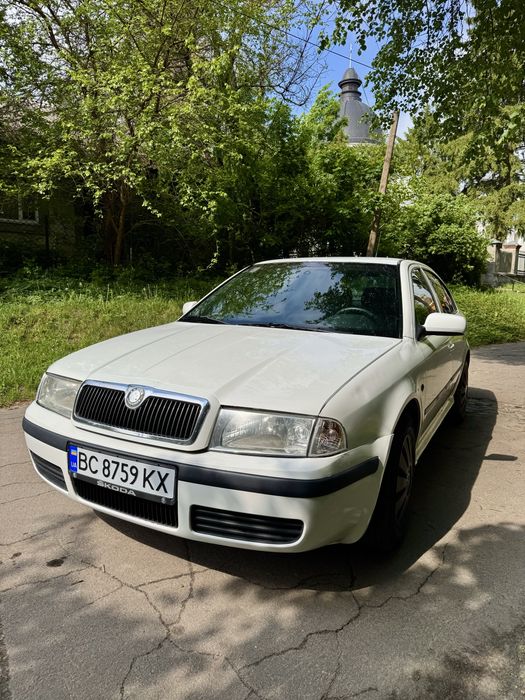 Продам шкоду актавія тур 2010р