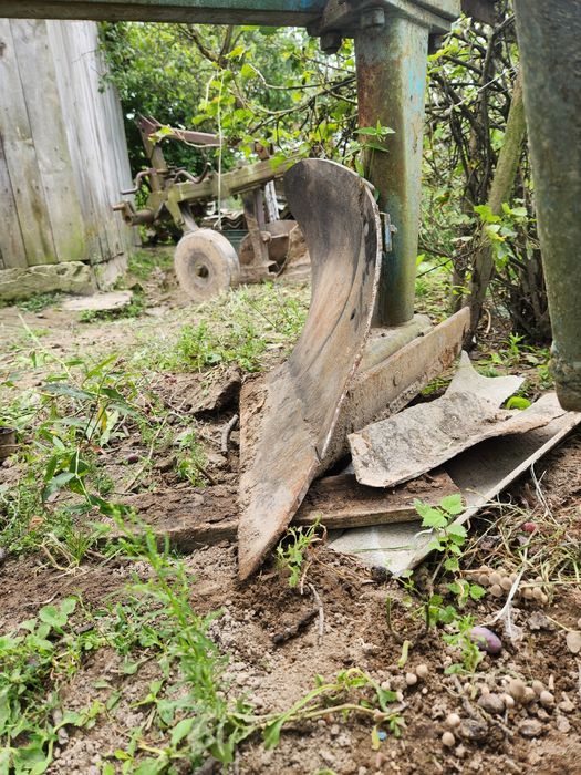 Плуг 2х35 до т-25