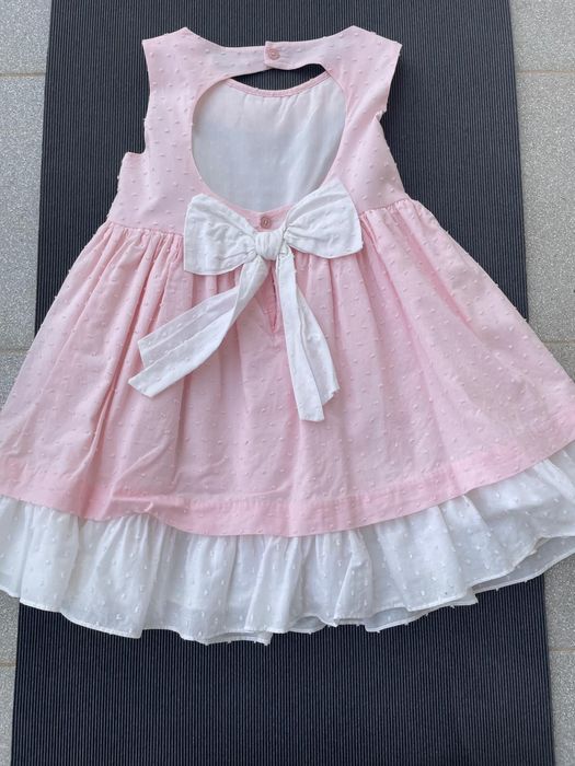 Vestido rosa e branco
