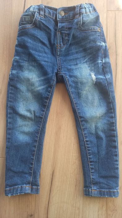 Jeansy chłopięce rozmiar 98