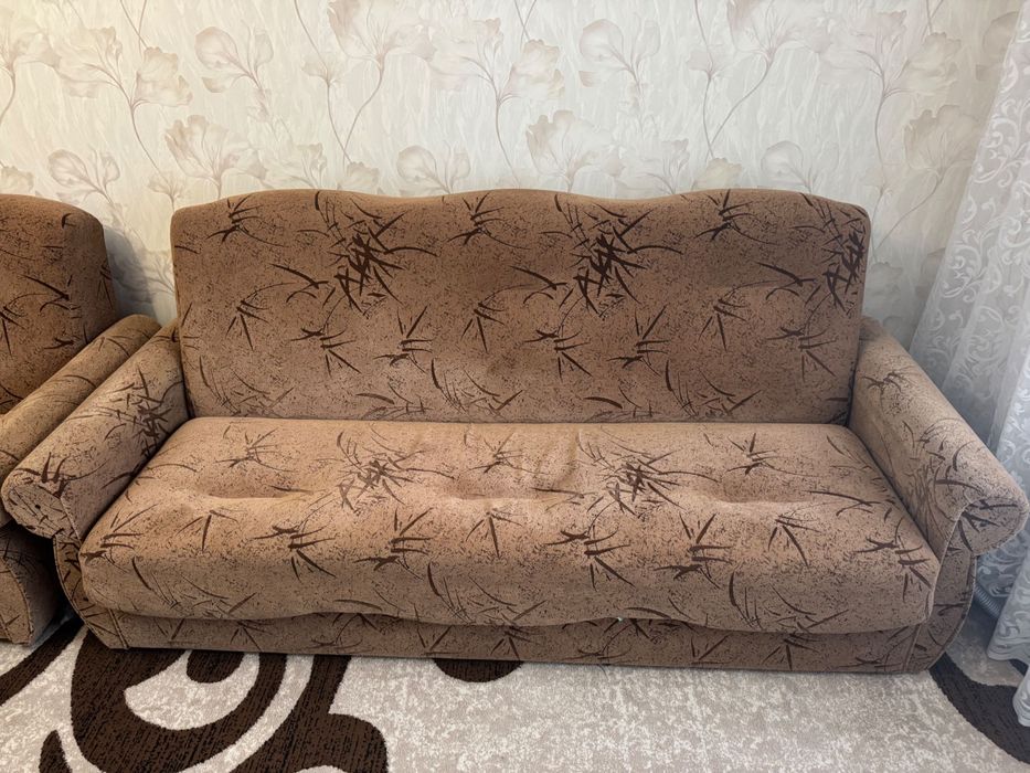Продам диван та 2 крісла