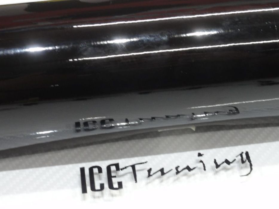 Papel / vinil AVERY preto Brilhante rolo com1.52M x 1M, 1.52M x 0.50M, 2M x 0.50M ou 1.52M x 0,22M