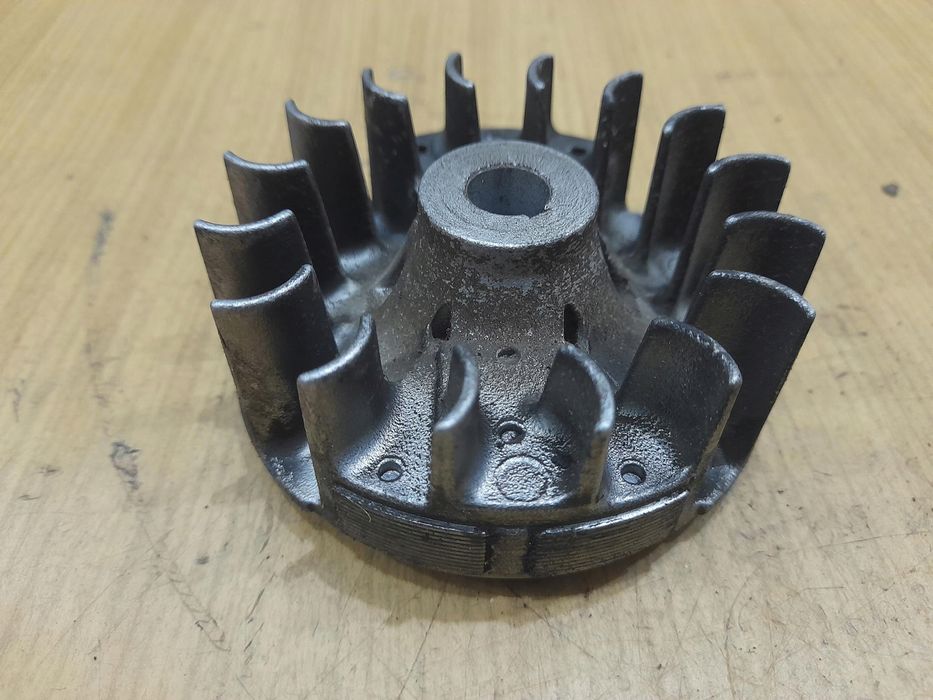Maruyama Be 230 Magneto Koło Magnesowe