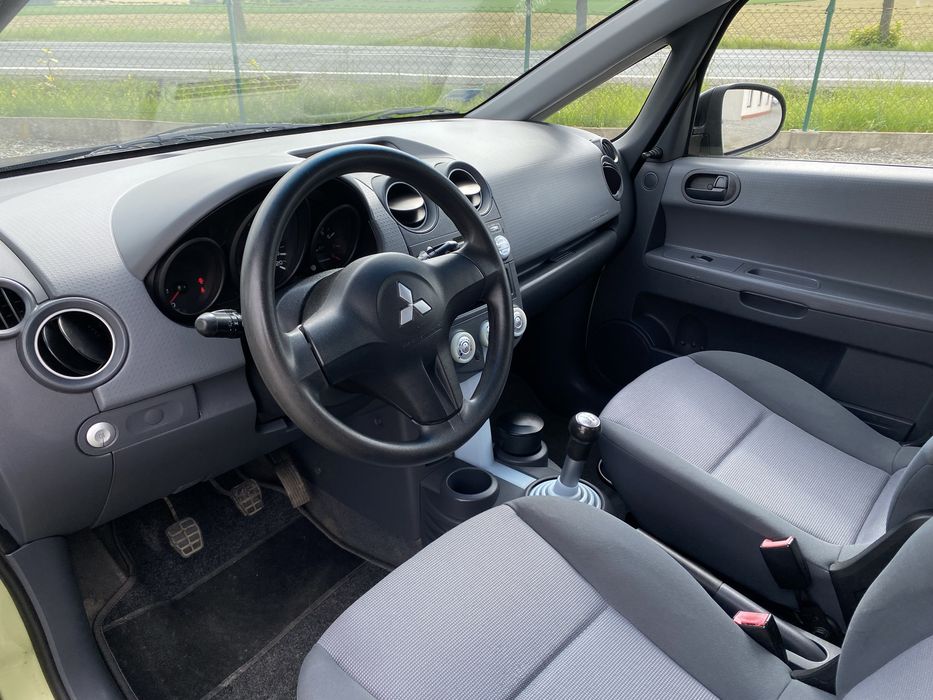 Mitsubishi Colt benzyna klimatyzacja zadbany