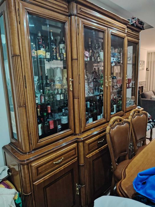 Mobila de sala de jantar completa em cerejeira Grande oportunidade