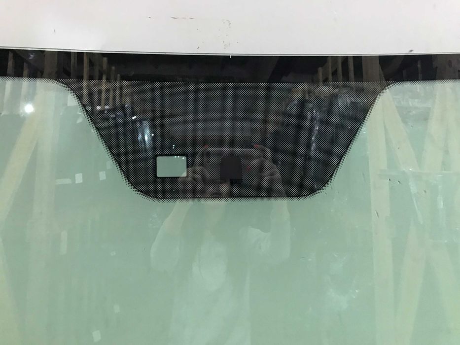 Hyundai IX 35 (2009-) лобове скло