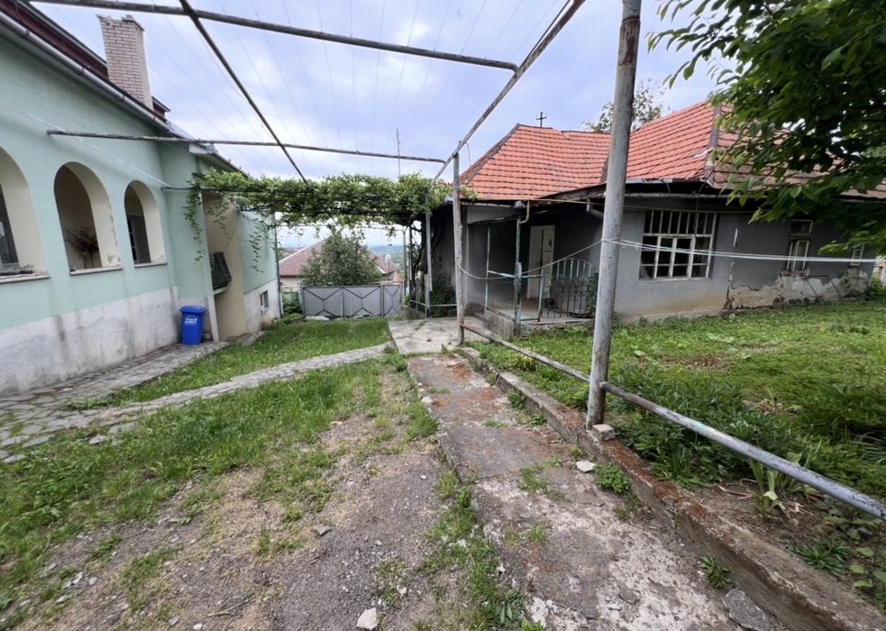 Продаж цегляного будинку в Завидові