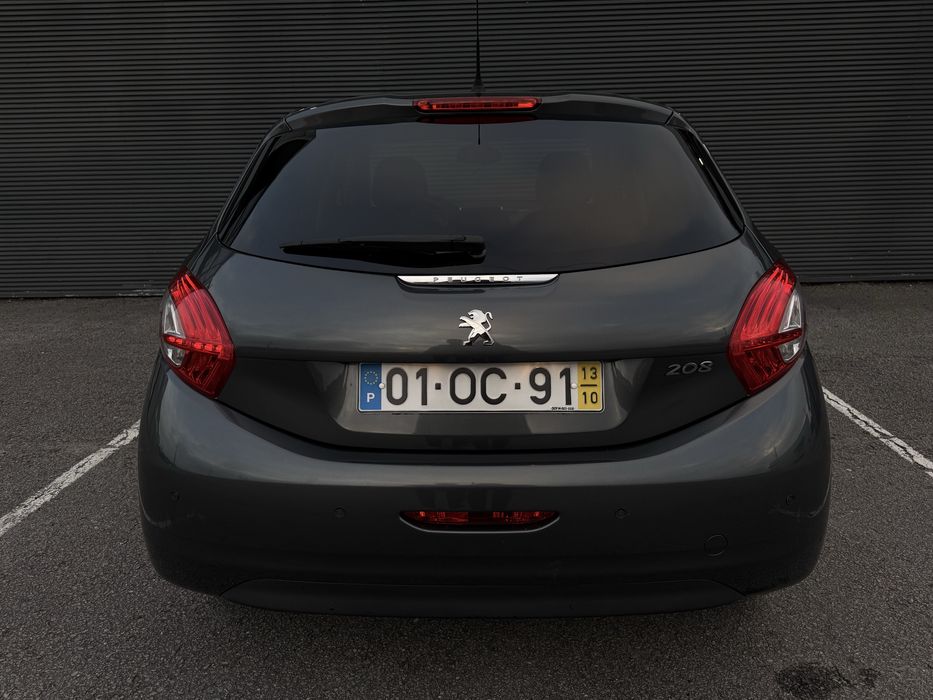 Peugeot 208 hdi — photo 4