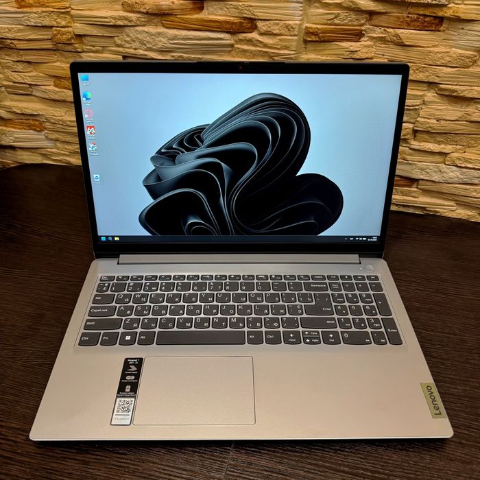 Lenovo ideapad 1 15ALC7