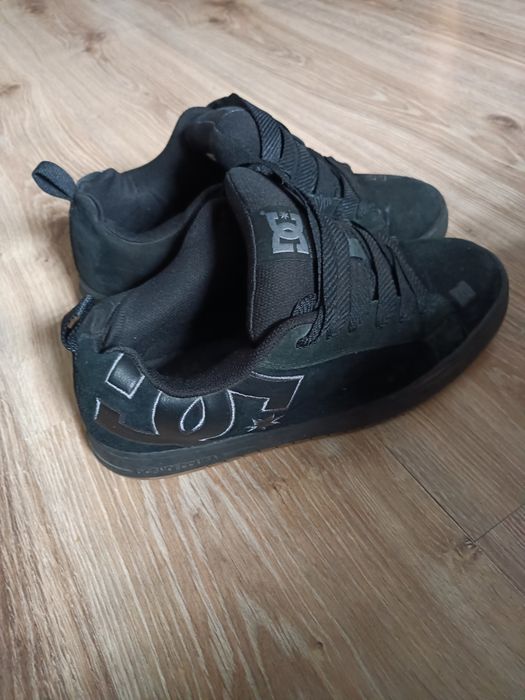 Buty zamszowe chłopięce rozmiar 43