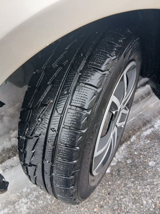 Продам авто Мазда 3