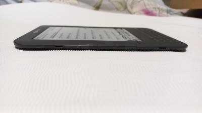 Электронна книга Amazon Kindle 3 WiFi