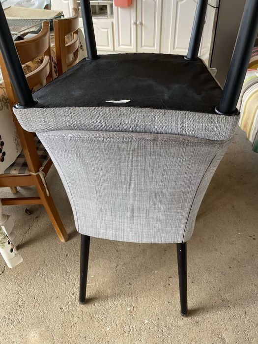 4 cadeiras cinza forradas Ikea