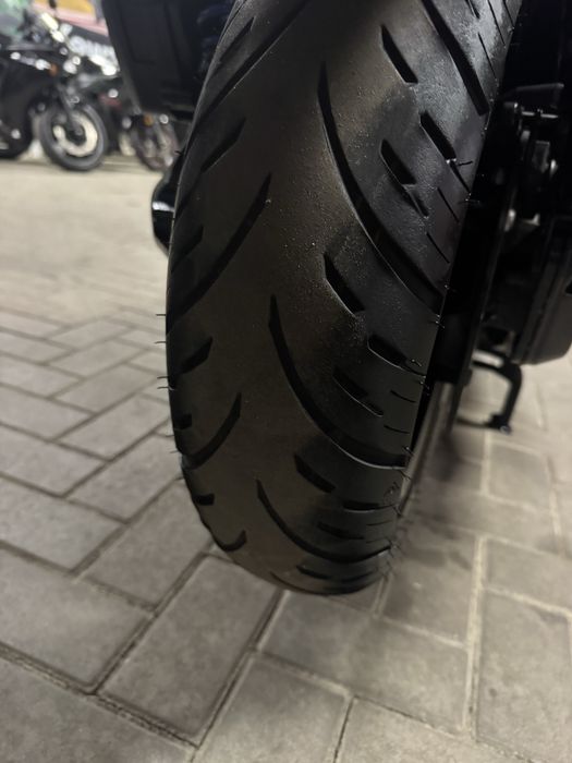 Японский скутер Yamaha X Max 250. 2021