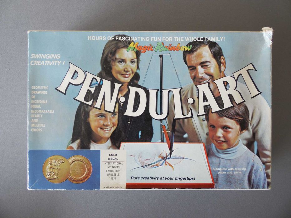 Antigo Jogo Pen-Dul-Art