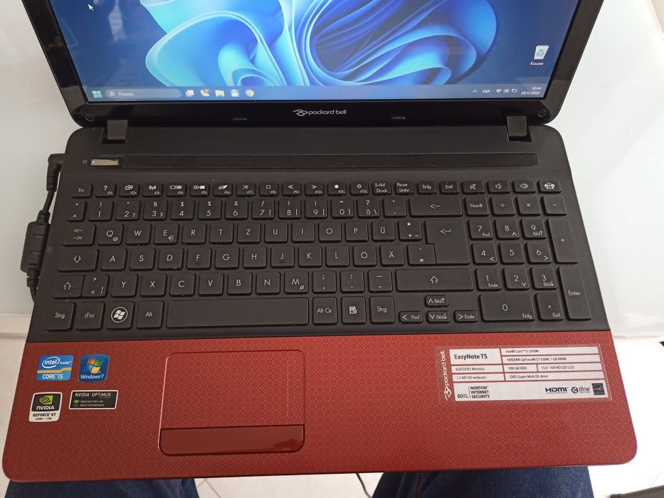 Продам ноутбук PACKARD BELL
