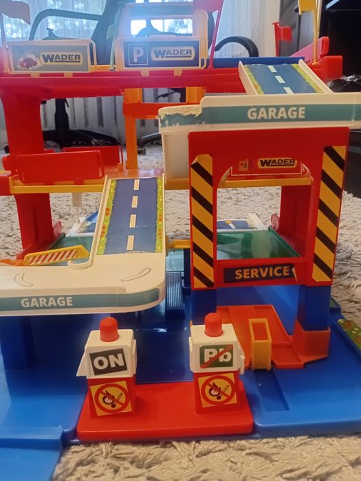 Гараж, паркінг, трек,  машина, авто, машинка