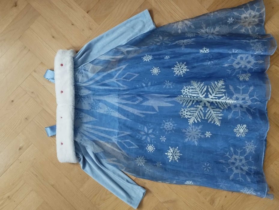 Strój Elsy 122/128 cm + dodatki
