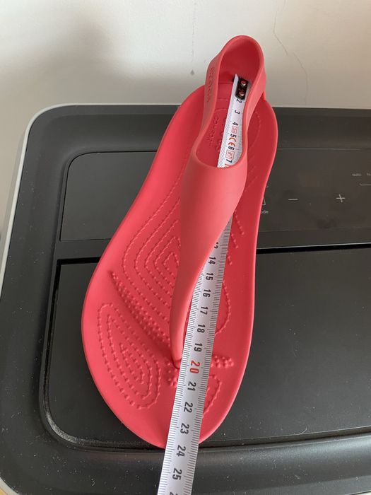 Japonki Crocs Serena Flip Poppy r. 36/37 W6