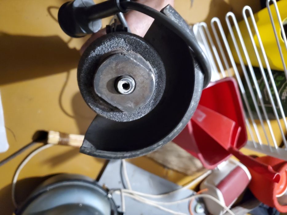 Шлифовальная машина