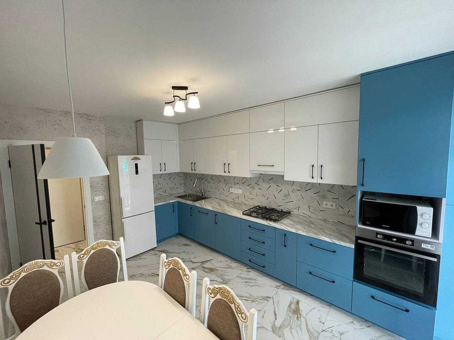 Оренда двокімнатної квартири, 75 квадратів. Євроремонт. Перша здача. ЖК Барський