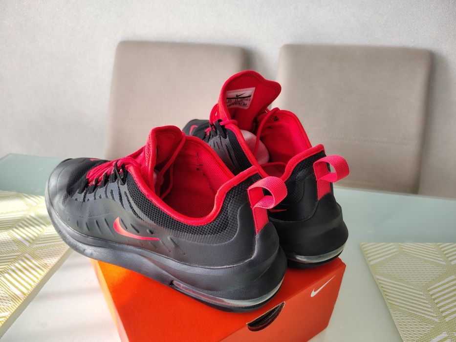 Nike air max axis  43р.