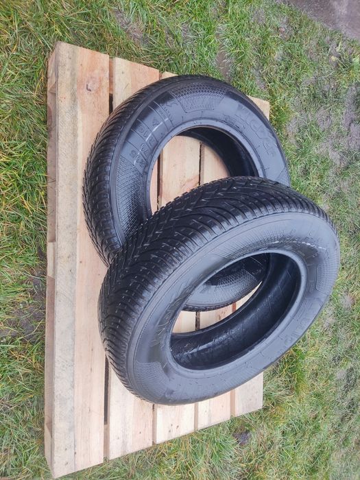 Шини в чудовому стані 205/70/16