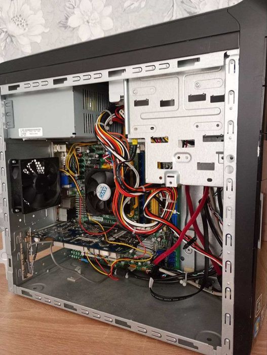 4-ядерний ПК Packard Bell ixtreme | Phenom II X4| 1TB HDD GT 230 1.5GB