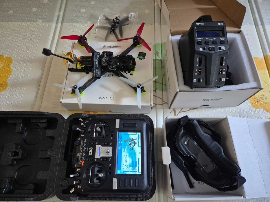 Zestaw FPV - TX16S, gogle Skyzone Cobra X V4, quad iFlight Nazgul v3
