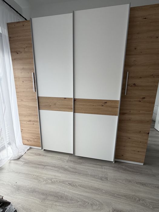 Duza szafa 3 drzwiowa mega pojemna biala dab 899 zl