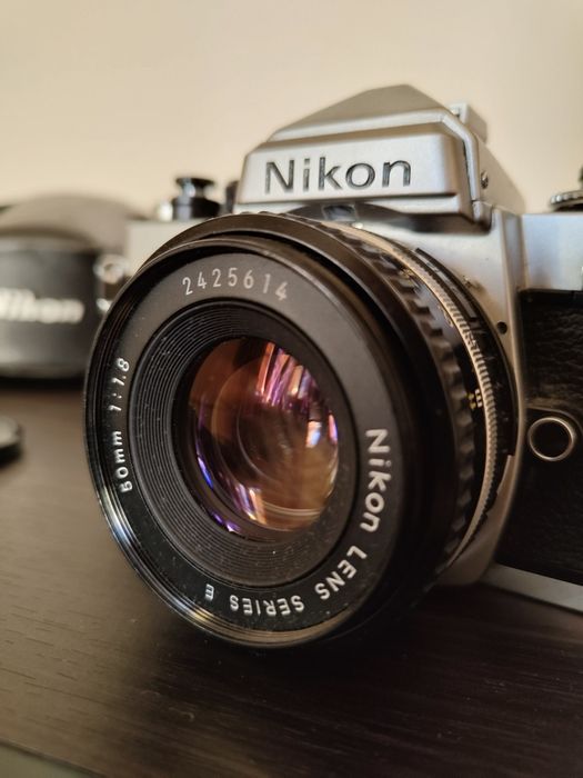 Aparat analogowy Nikon FE + 50mm 1.8