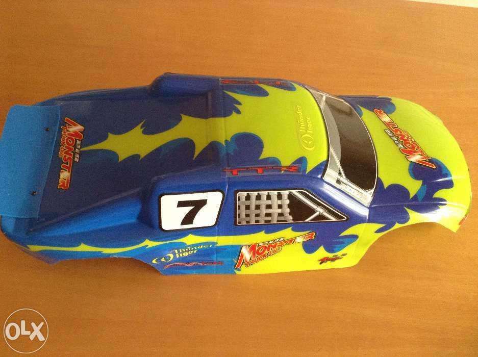 Carro telecomandado " Big Monster Truck"