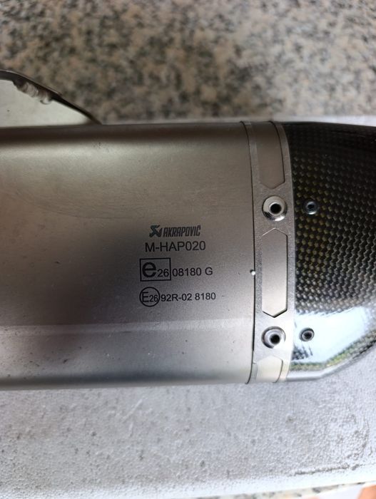 Ponteira Akrapovic GSX S1000