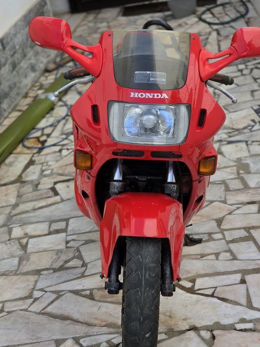 Honda CBR 600F 1987 – Vendo ou Troco por Bicicleta Elétrica