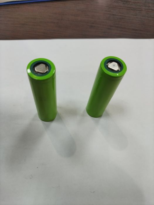 Батарейки 18650 з тесла