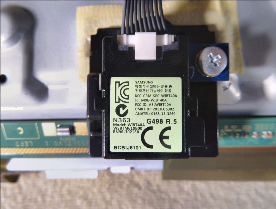 Samsung ue55h6400 Разбит дисплей. Разбираю.