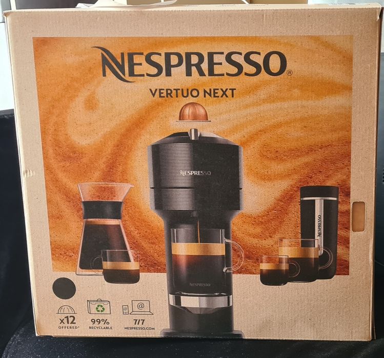 Máquina de café Vertuo Next Nespresso
