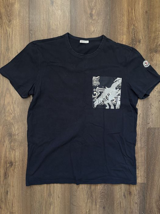 Футболка Moncler (кофта, худі, штани, куртка, шорти)