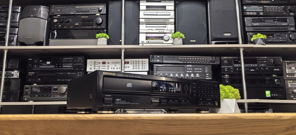 CD-програвач Kenwood DP-2030