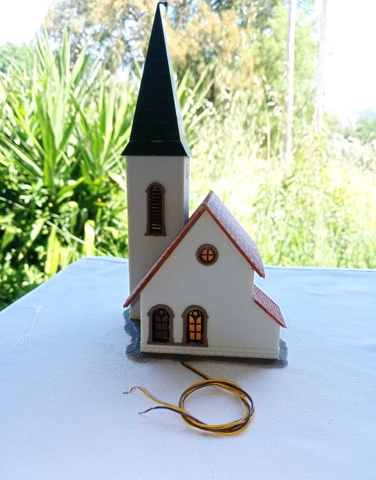 FALLER 130240, Igreja com ILUMINAÇÃO dupla