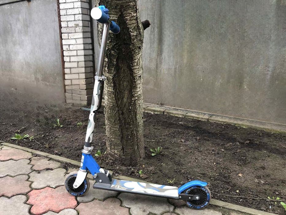Дитячий самокат ролер
