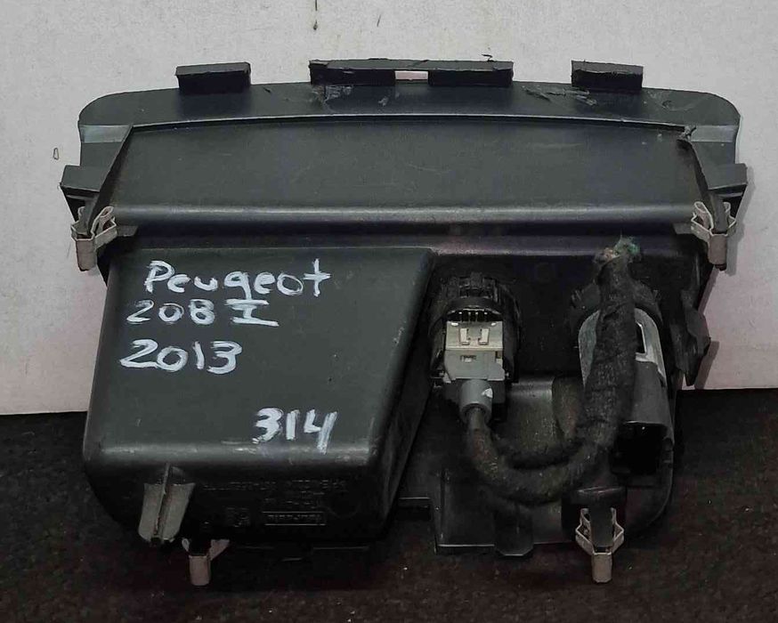 Isqueiro | PEUGEOT | 208 I (CA_, CC_) [03.2012 - 03.2020]